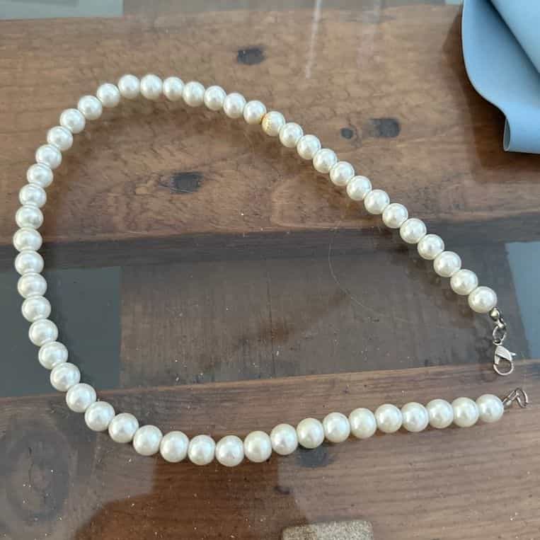 Classic White Pearl Bead Necklace