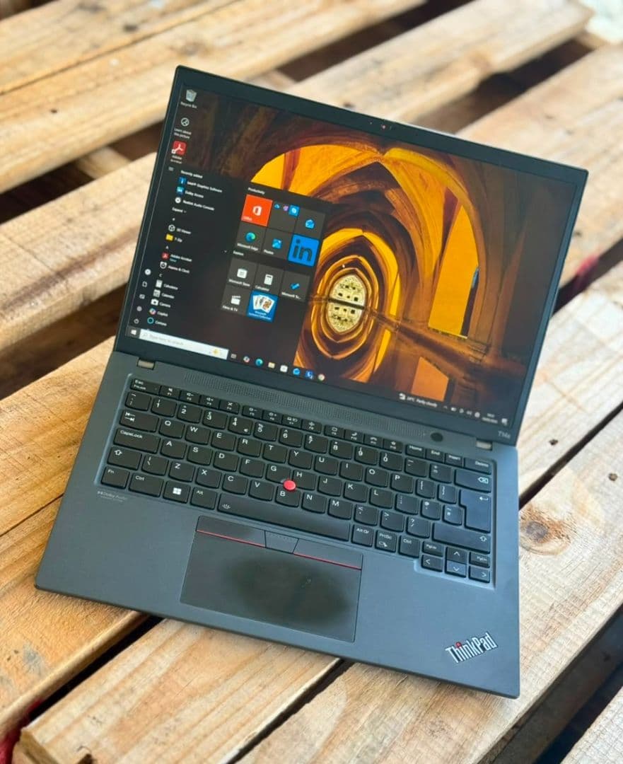 Lenovo ThinkPad T14s Gen 3 Core i7 16GB RAM 512GB SSD Touchscreen - Image 1 of 1
